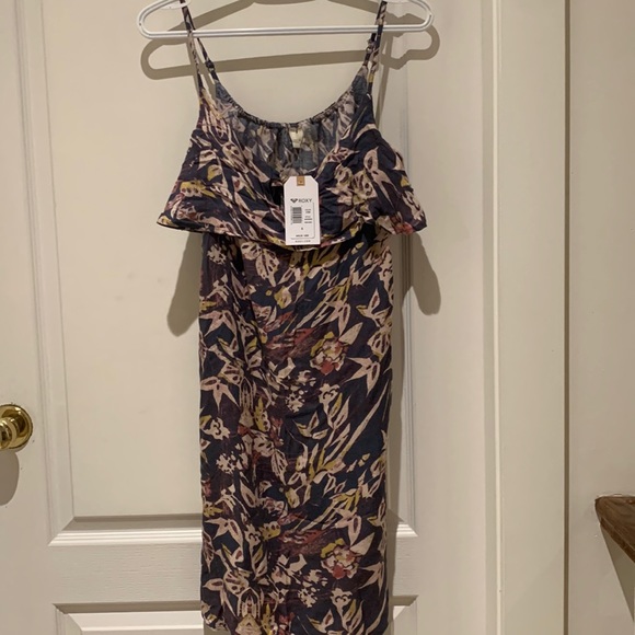 NWT. Roxy summer dress - Picture 2 of 11